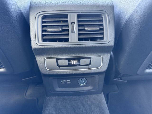 2024 Audi Q5 e quattro S line Premium 55 TFSI