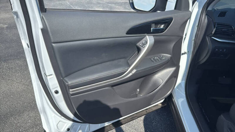 2025 Mitsubishi Eclipse Cross SE