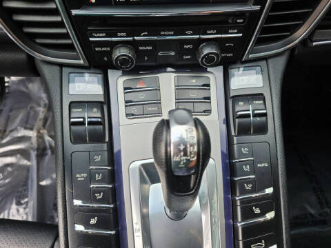 2011 Porsche Panamera