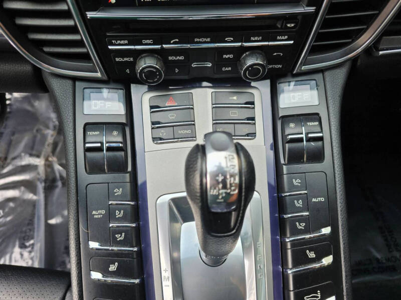 2011 Porsche Panamera