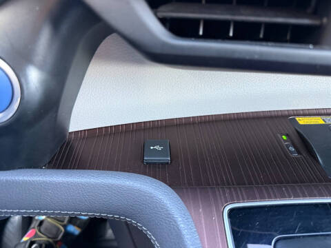 2024 Toyota Sienna LE 8-Passenger