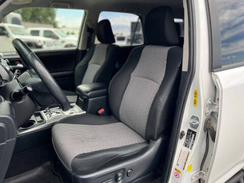 2017 Toyota 4Runner SR5