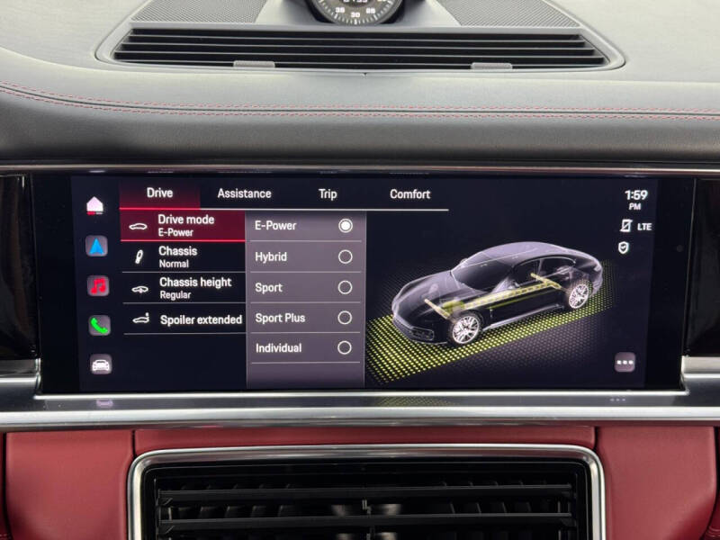 2022 Porsche Panamera 4 E-Hybrid