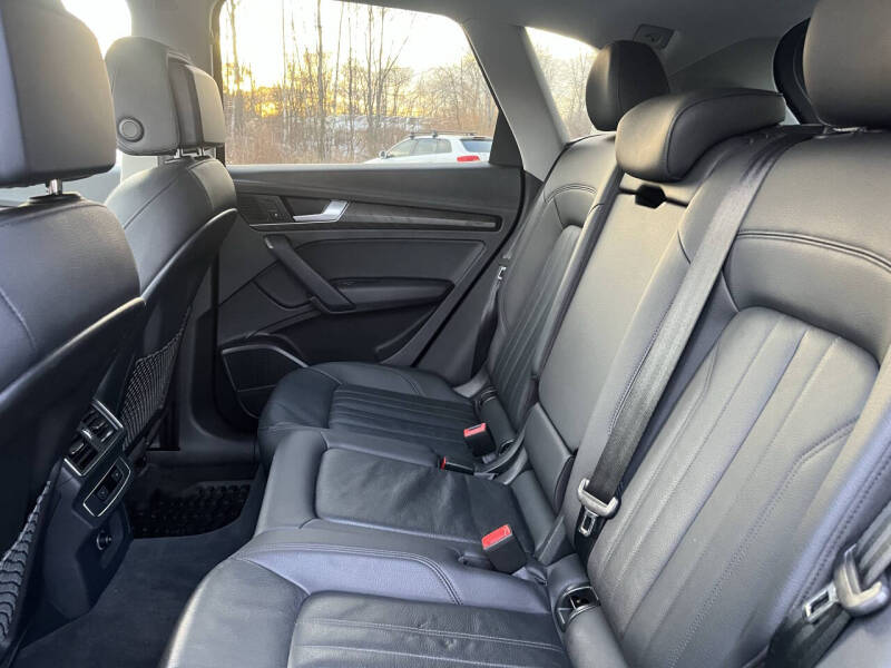 2018 Audi Q5 2.0T quattro Premium Plus