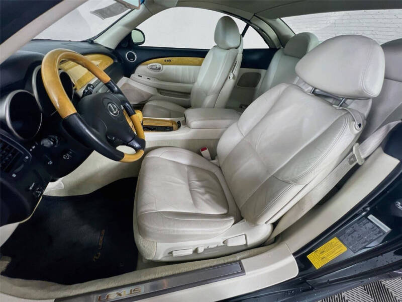 2002 Lexus SC 430