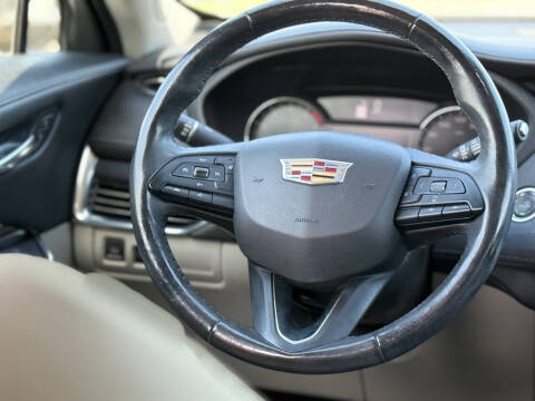 2019 Cadillac XT4 Luxury