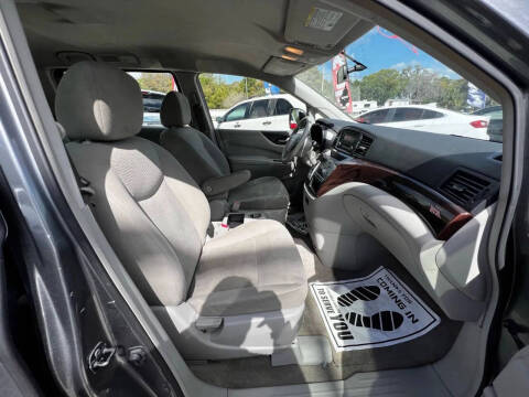 2015 Nissan Quest