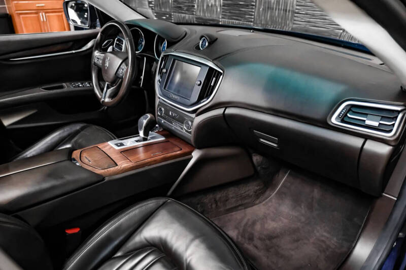 2015 Maserati Ghibli