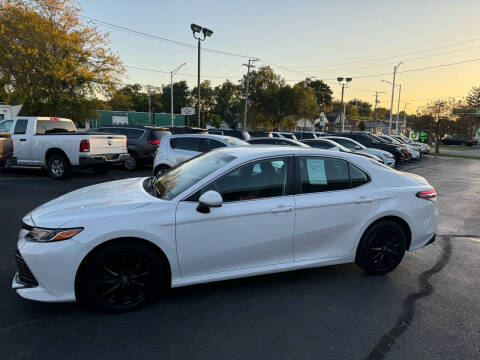 2020 Toyota Camry for sale at Aurora Auto Center Inc in Aurora IL