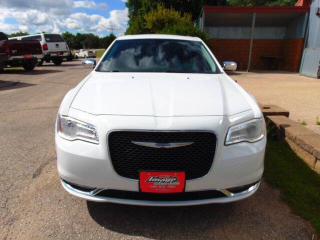 2016 Chrysler 300 C