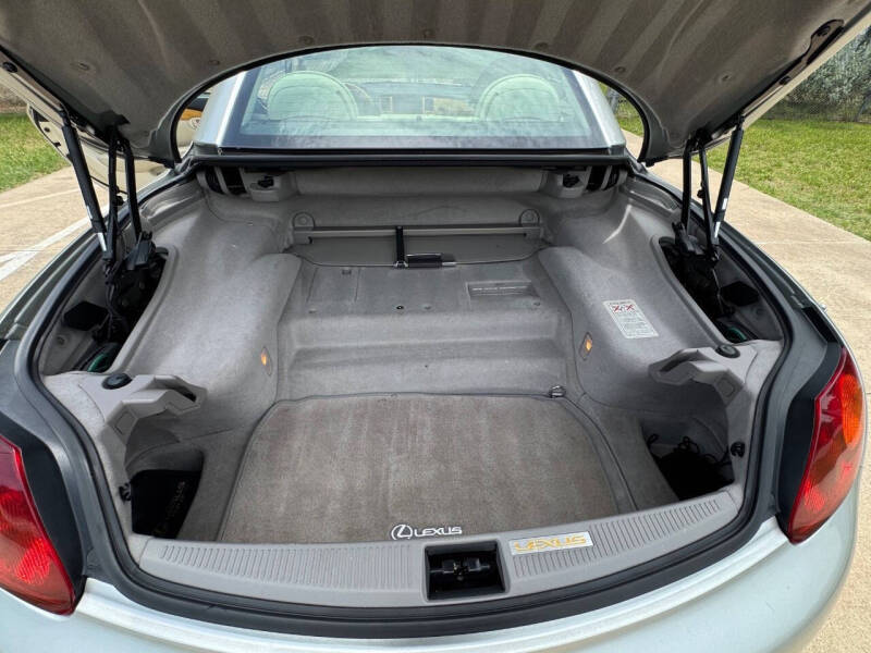 2005 Lexus SC 430