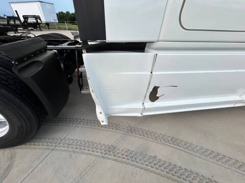 2016 Freightliner Cascadia