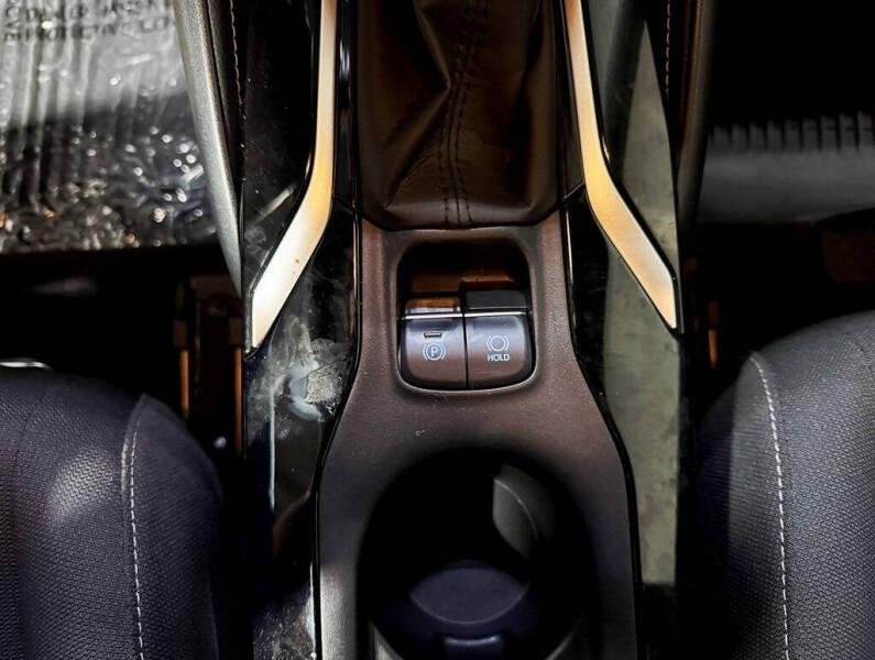 2021 Toyota Corolla Hatchback SE