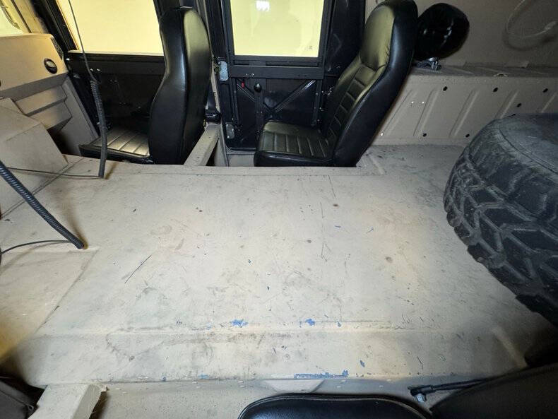 2005 AM General Hummer