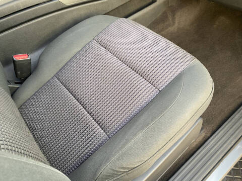 2015 Nissan Titan SV