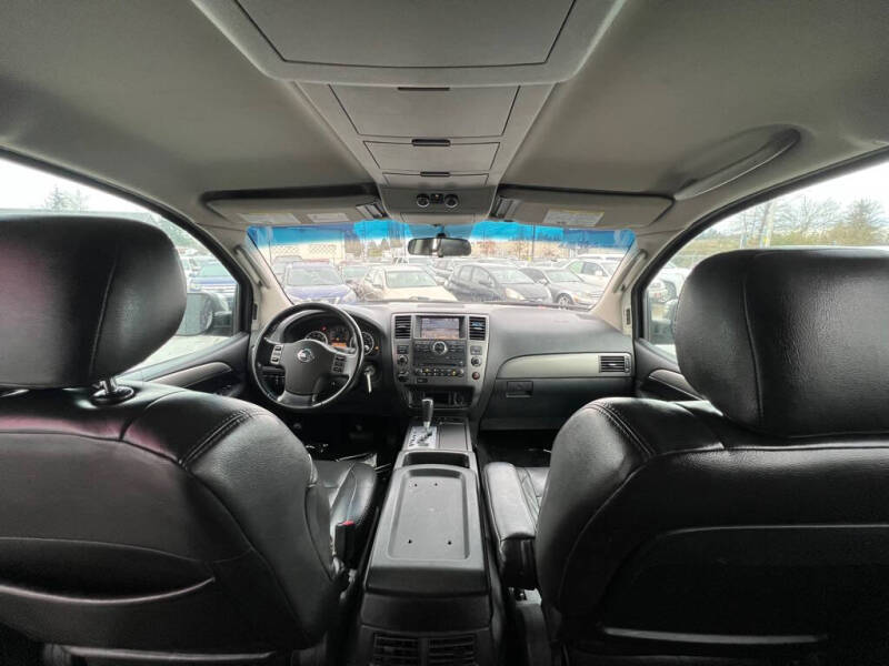 2008 Nissan Armada SE