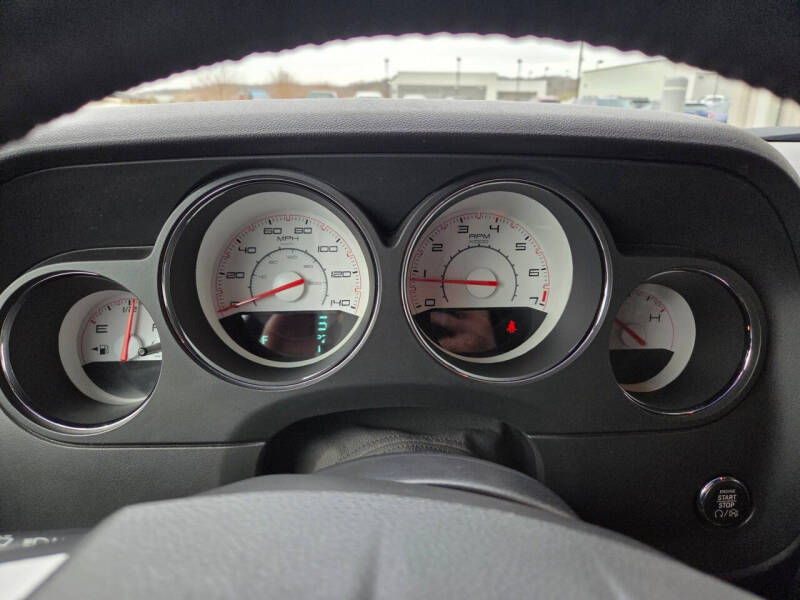 2014 Dodge Challenger SXT