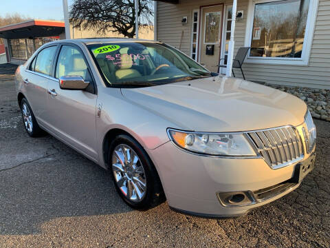 2010 Lincoln MKZ for sale at G & G Auto Sales in Steubenville OH