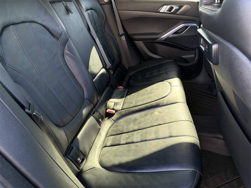 2021 BMW X6 xDrive40i