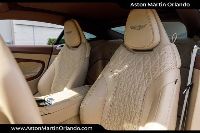 2024 Aston Martin DB12 V8