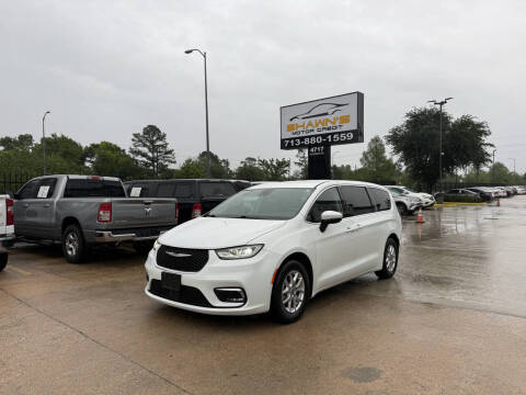 2023 Chrysler Pacifica Touring L