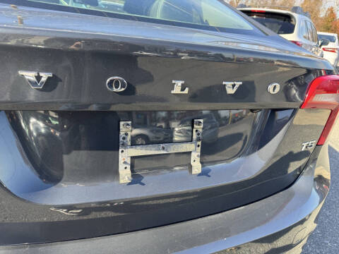 2015 Volvo S60 T5 Drive-E Premier Plus