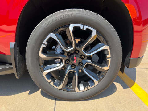 2022 GMC Yukon SLT