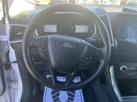 2021 Ford Edge SE