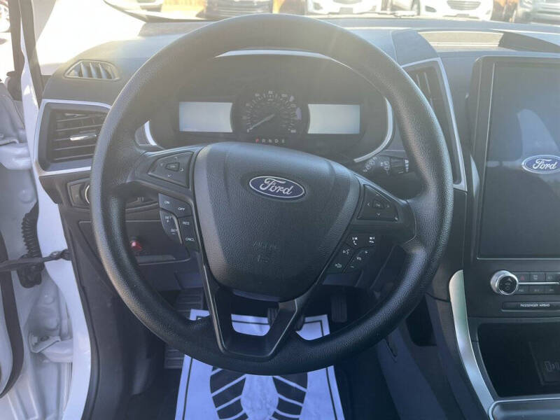 2021 Ford Edge SE