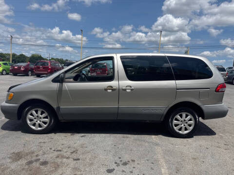 2001 Toyota Sienna CE