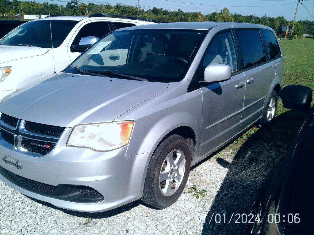 Silver 2012 Dodge Grand Caravan SXT SXT 4dr Mini-Van 2
