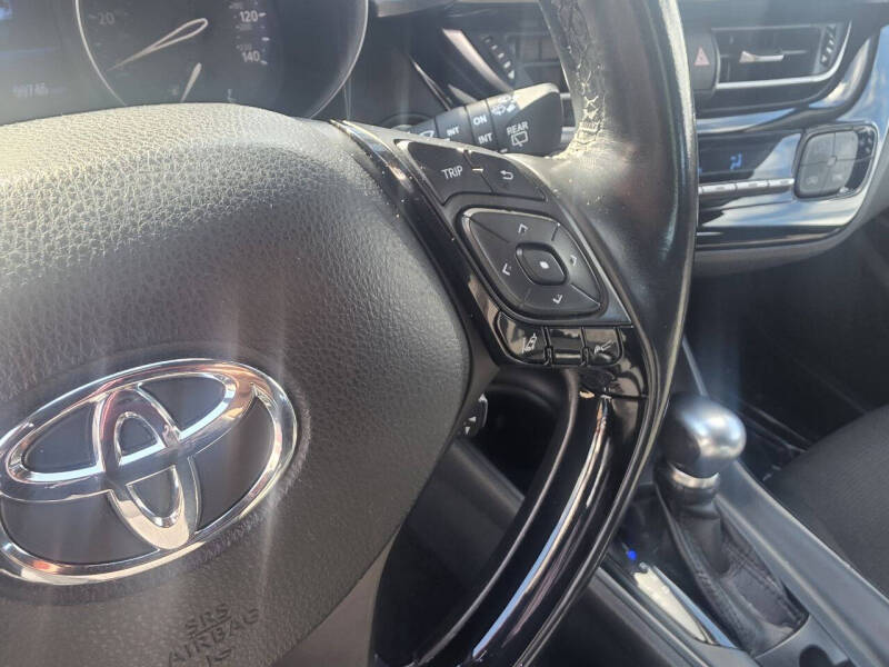 2018 Toyota C-HR XLE Premium