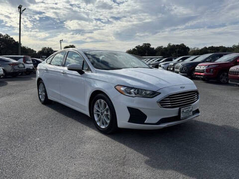 2020 Ford Fusion SE