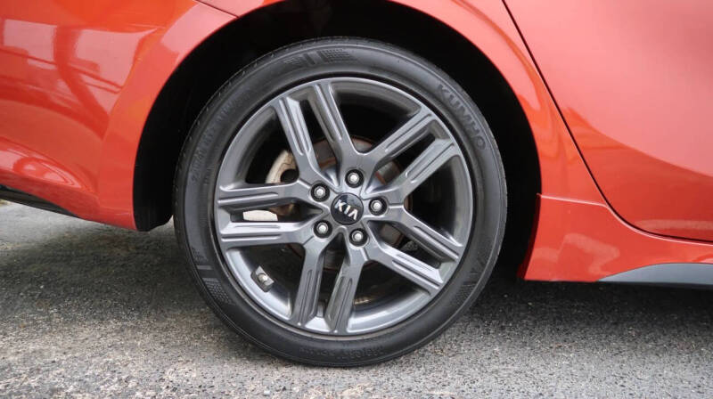 2021 Kia Forte GT Line