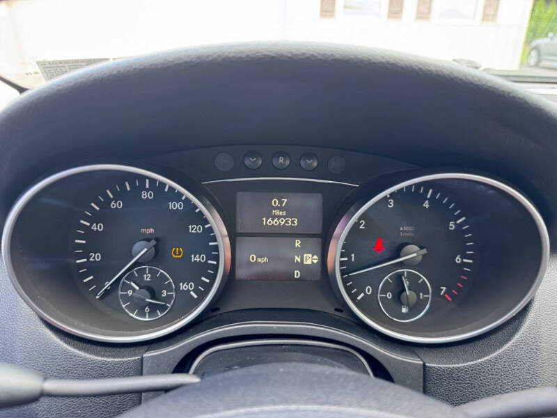 2009 Mercedes-Benz M-Class ML 550