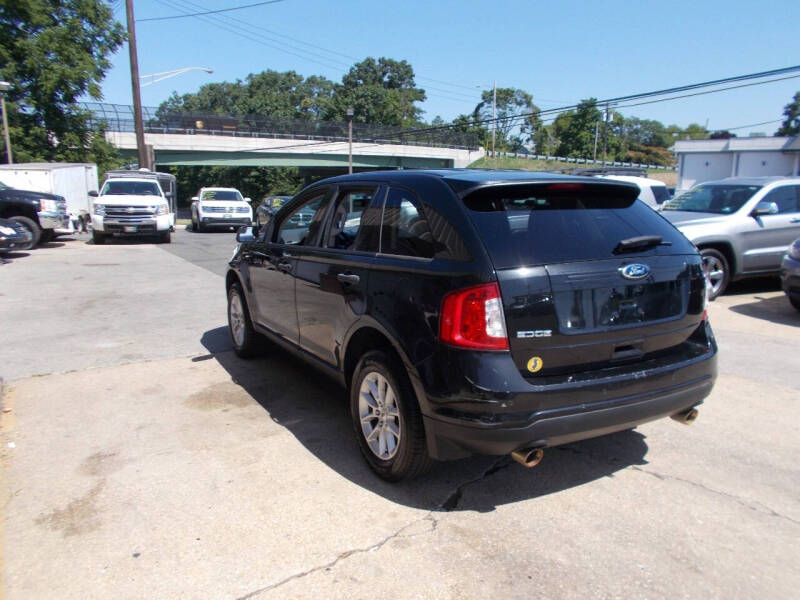 2013 Ford Edge SE