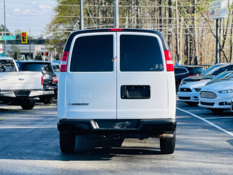 2019 Chevrolet Express 2500