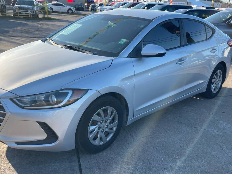 2018 Hyundai Elantra for sale at Pasadena Auto Planet in Houston TX