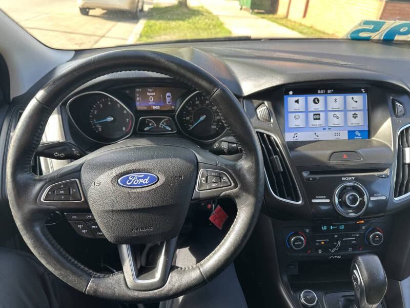 2017 Ford Focus SEL