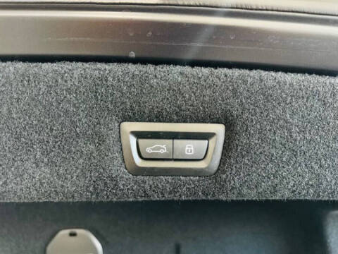 2023 BMW 7 Series 740i