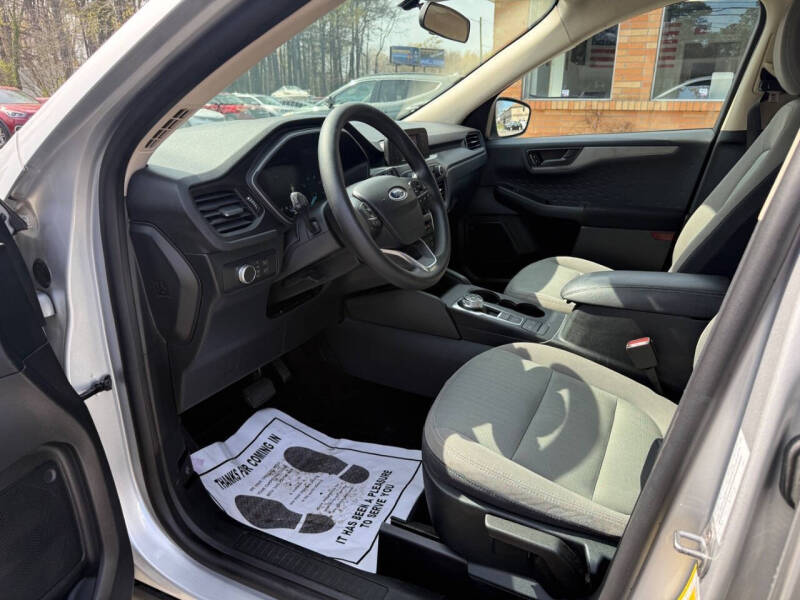 2020 Ford Escape S
