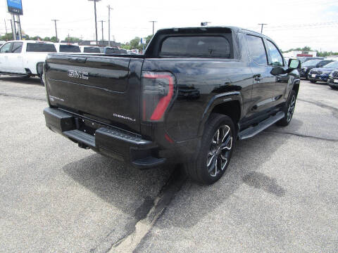 2025 GMC Sierra EV Denali