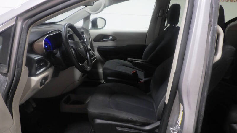 2019 Chrysler Pacifica L
