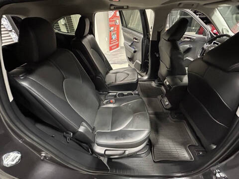 2022 Toyota Highlander Hybrid Limited