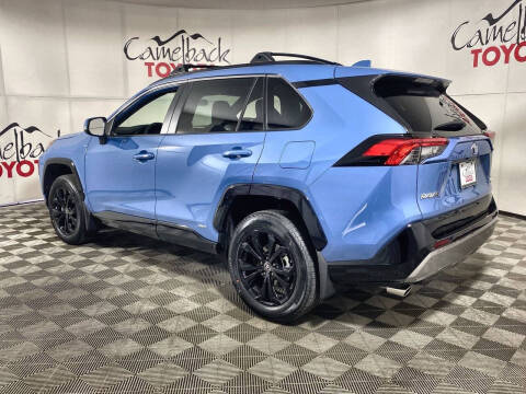 2024 Toyota RAV4 Hybrid SE