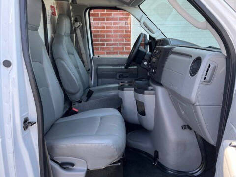2024 Ford E-Series