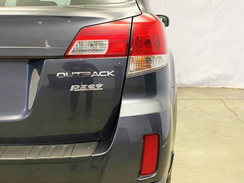 2013 Subaru Outback 2.5i