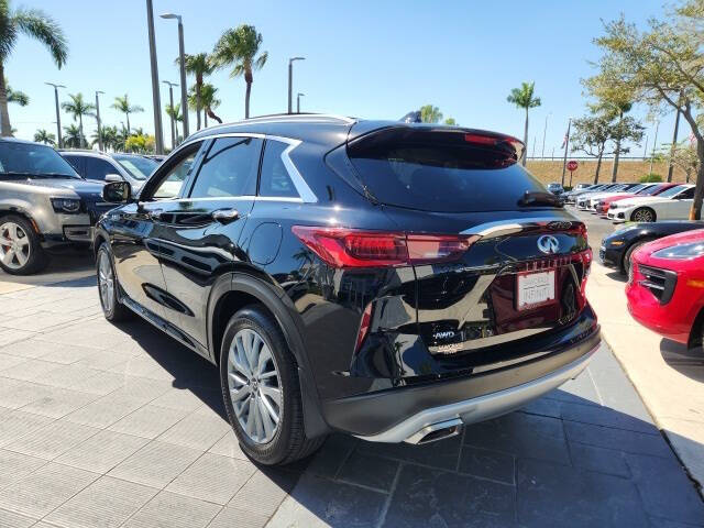 2025 Infiniti QX50 Luxe