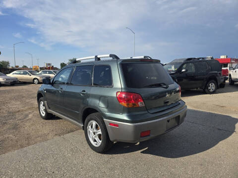2003 Mitsubishi Outlander LS