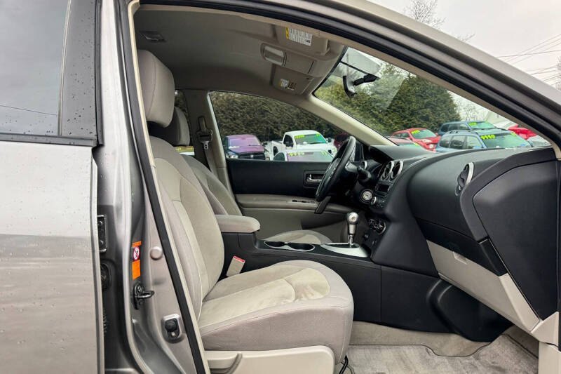 2009 Nissan Rogue S